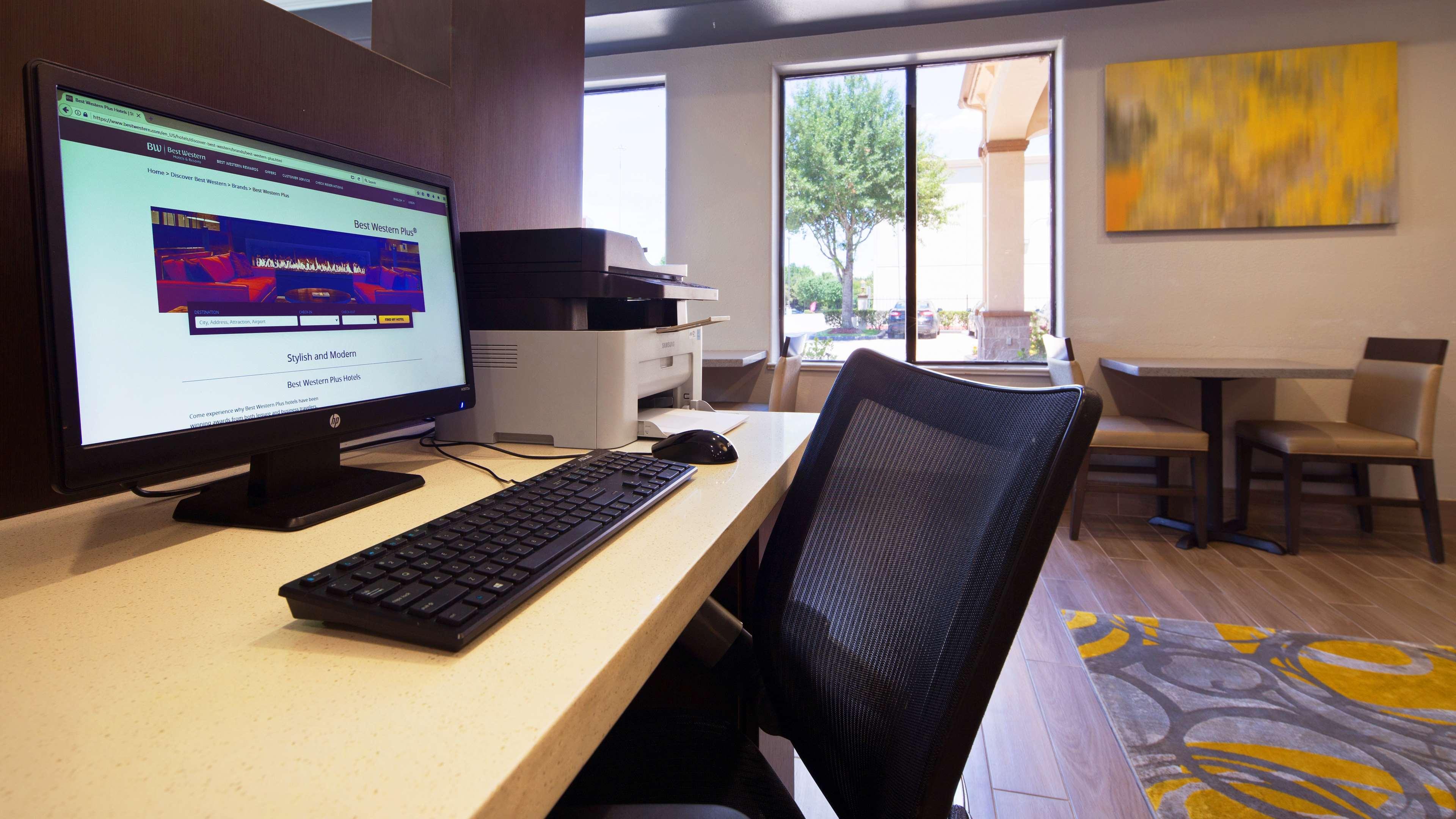 Best Western Plus North Houston Inn & Suites Exteriör bild