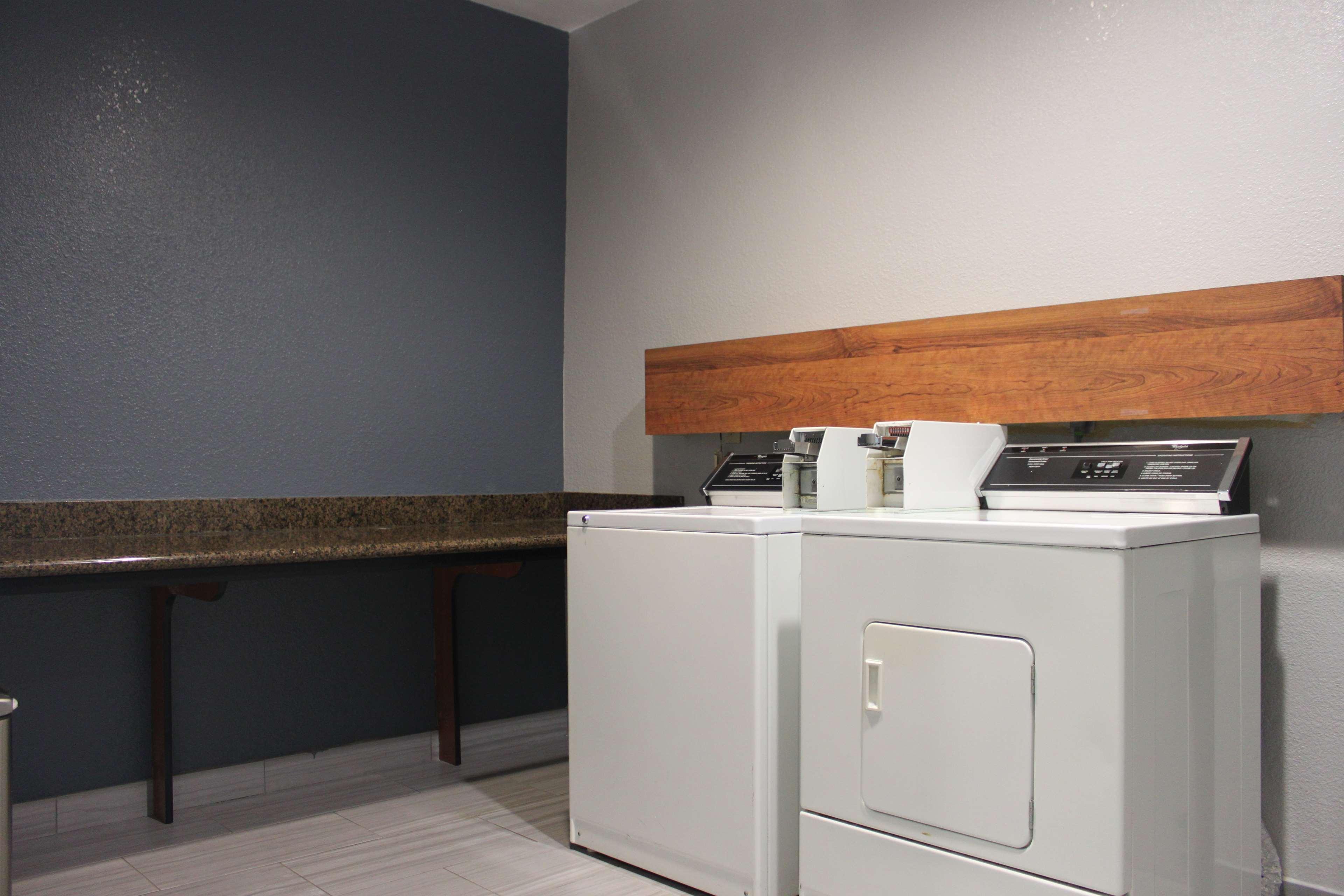 Best Western Plus North Houston Inn & Suites Exteriör bild