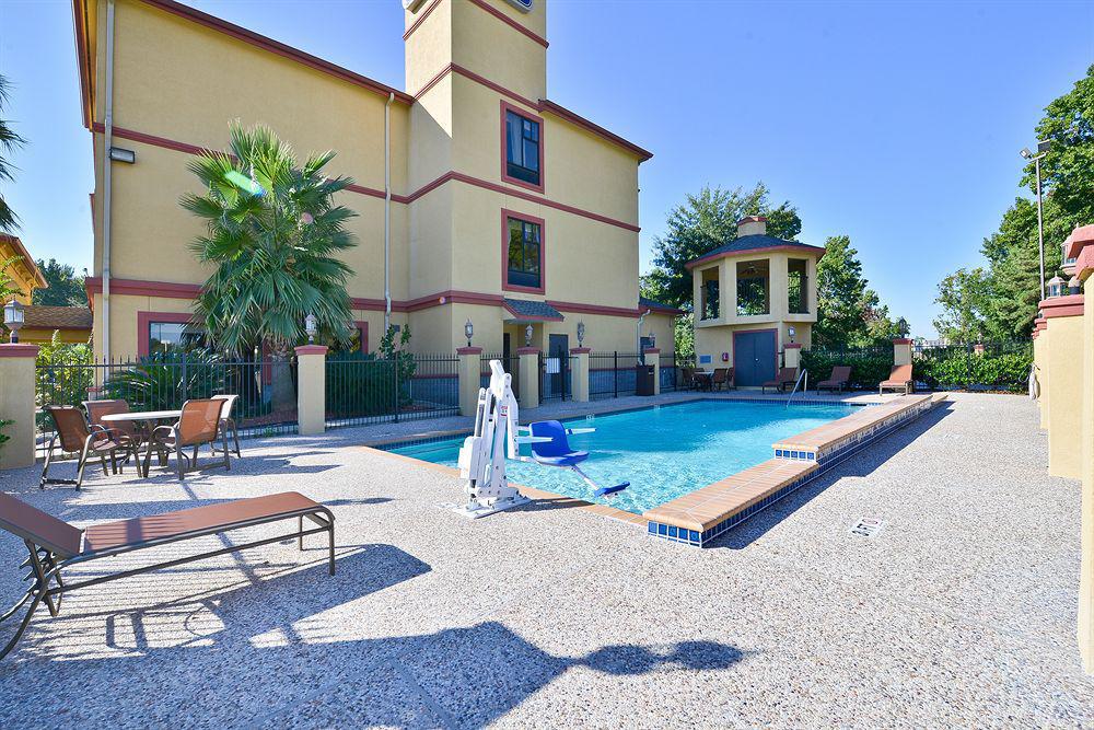 Best Western Plus North Houston Inn & Suites Exteriör bild